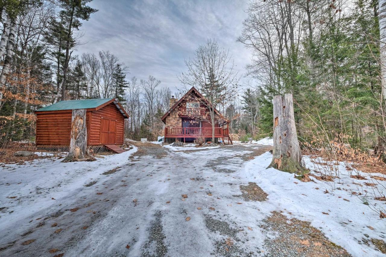 Secluded Johnsburg Retreat With Hot Tub And Fire Pit Villa Exterior foto